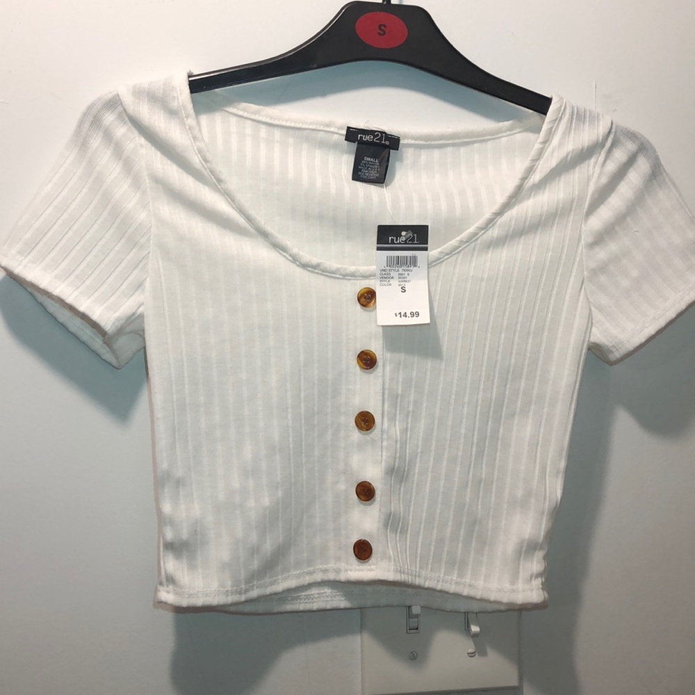 WHITE AND BROWN BUTTON CROP TOP 💕